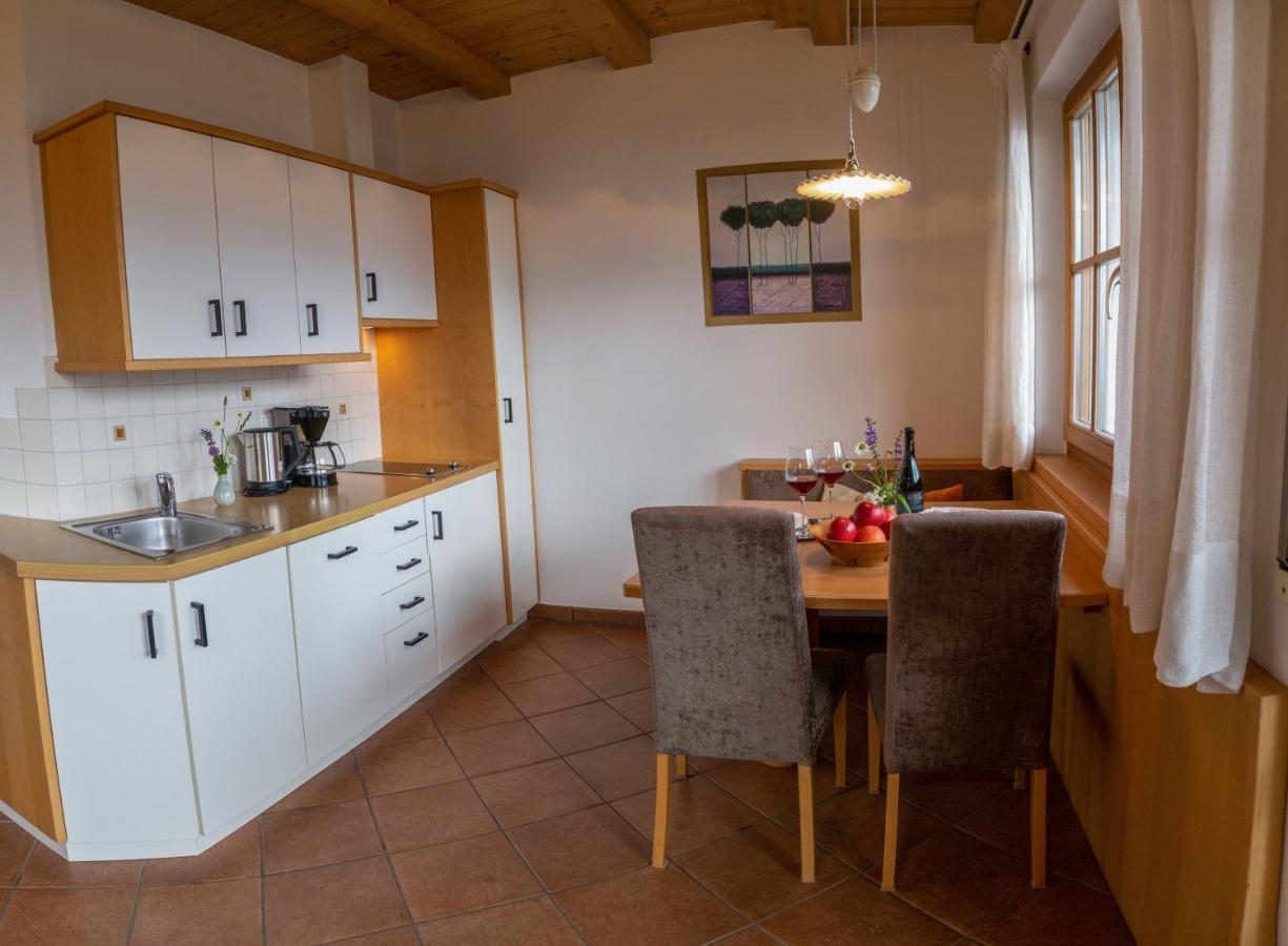 Ferienwohnung Schwarzplatterhof Meran Exterior foto