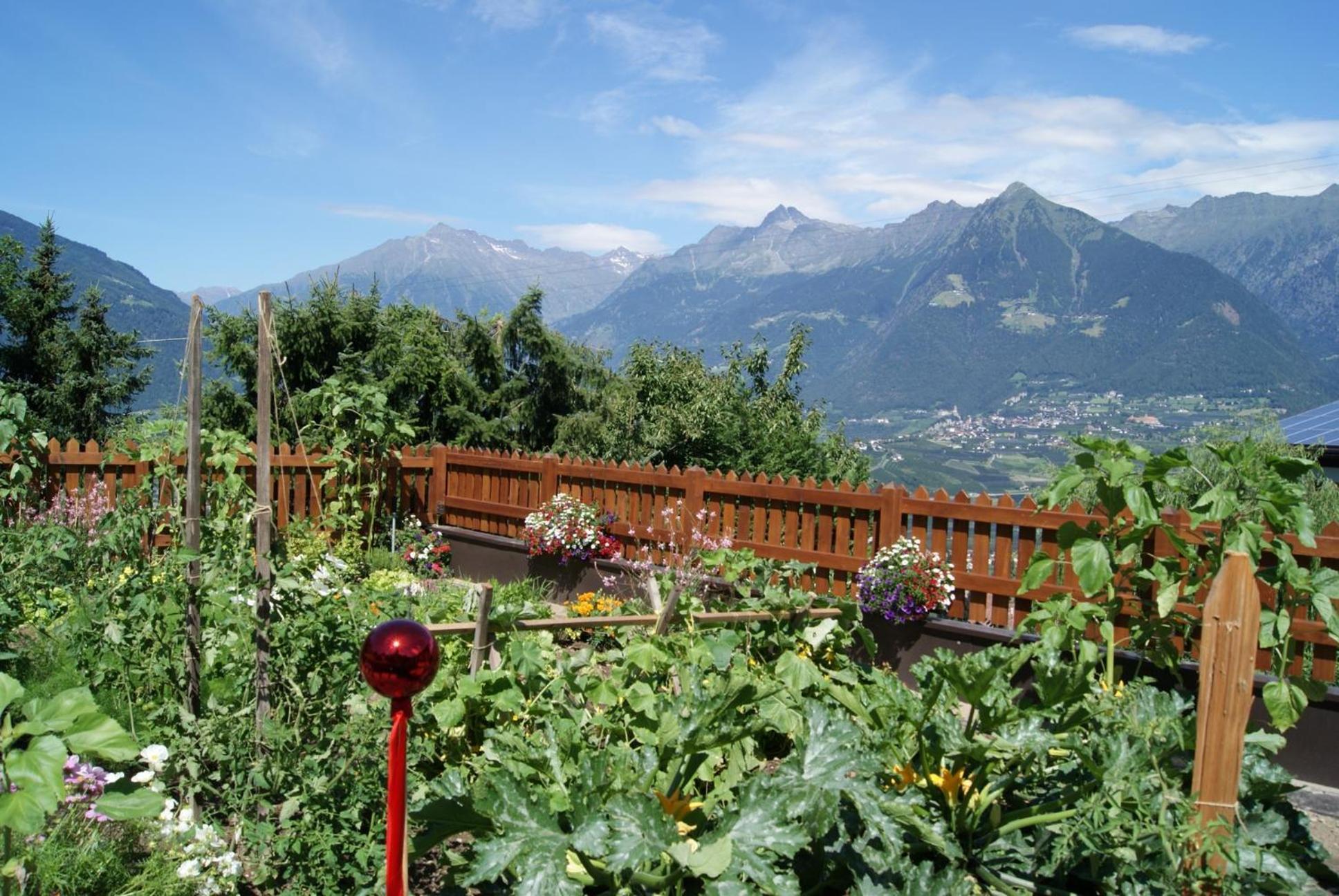Ferienwohnung Schwarzplatterhof Meran Exterior foto