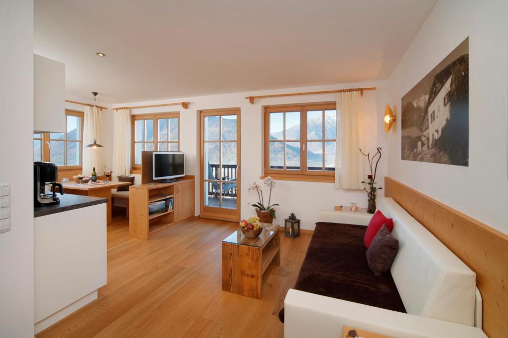 Ferienwohnung Schwarzplatterhof Meran Zimmer foto