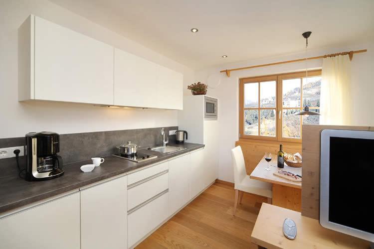 Ferienwohnung Schwarzplatterhof Meran Zimmer foto
